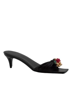 Le Petit Trou Buty|Festive Looks-Henri